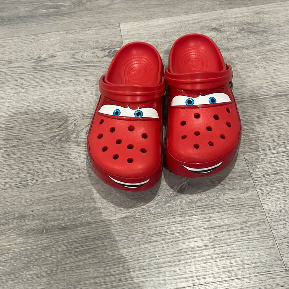 Crocs